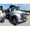 Image 4 : 2020 MACK GR64F Dump Truck