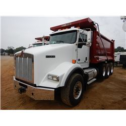 2019 KENWORTH T800 Dump Truck