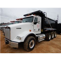 2019 KENWORTH T800 Dump Truck