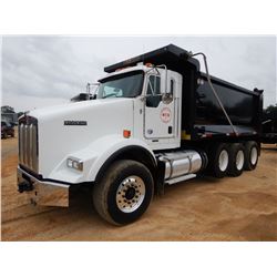 2019 KENWORTH T800 Dump Truck