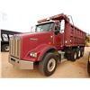 Image 1 : 2001 KENWORTH T800 Dump Truck