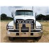 Image 5 : 2020 MACK GR64F Roll Off Truck