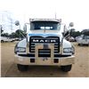 Image 5 : 2019 MACK GR64F Roll Off Truck