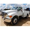 Image 1 : 2000 FORD F650 Service / Mechanic / Utility Truck