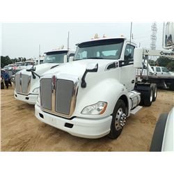 2016 KENWORTH T680 Day Cab Truck