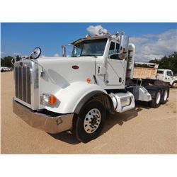 2016 PETERBILT 367 Day Cab Truck