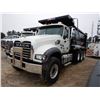 Image 1 : 2020 MACK GR64F Dump Truck
