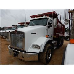 2019 KENWORTH T800 Dump Truck
