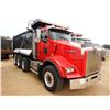 Image 4 : 2004 KENWORTH T800 Dump Truck
