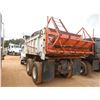 Image 2 : 1995 INTERNATIONAL 4900 Dump Truck