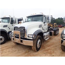 2020 MACK GR64F Roll Off Truck
