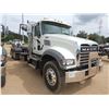 Image 4 : 2020 MACK GR64F Roll Off Truck
