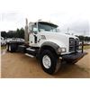 Image 4 : 2007 MACK CV713 GRANITE Roll Off Truck