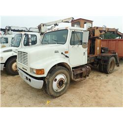 2000 INTERNATIONAL 4700 Grapple Truck