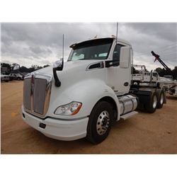 2016 KENWORTH T680 Day Cab Truck