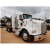 Image 4 : 2015 KENWORTH T800 Sleeper Truck