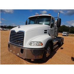 2007 MACK  Day Cab Truck