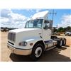 Image 1 : 2002 FREIGHTLINER FL112 Day Cab Truck