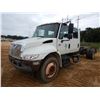 Image 1 : 2003 INTERNATIONAL 4300 Cab and Chassis Truck
