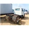 Image 3 : 2001 INTERNATIONAL 4700 Day Cab Truck