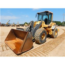 VOLVO L70F Wheel Loader