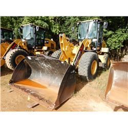 2017 CATERPILLAR 930M Wheel Loader