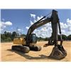 Image 4 : 2017 JOHN DEERE 210G LC Excavator