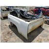Image 4 : CHEVROLET TRUCK BED/ BUMPER Equipment Part
