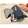 Image 4 : BOBCAT 64 Angle Broom Skid Steer Attachment