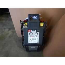 SOLAR BATTERY CHARGER/ STARTER Shop Equipment