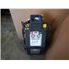 Image 1 : SOLAR BATTERY CHARGER/ STARTER Shop Equipment
