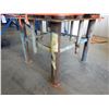 Image 4 : METAL TABLE Shop Equipment