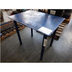 METAL TABLE Shop Equipment