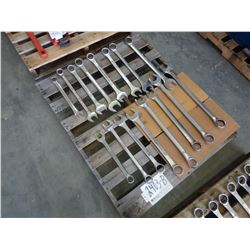 Assorted combination wrenches - 16 std Miscellaneous