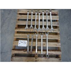 Assorted combination wrenches - 12 std Miscellaneous