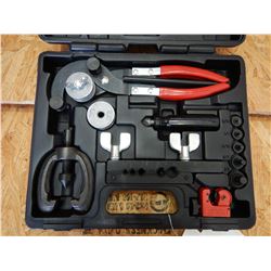 NAPA MASTER TUBING SERVICE KIT Tool