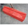 Image 1 : METAL TOOL BOX  Tool