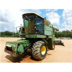 JOHN DEERE TURBO 6620 COMBINE Harvesting Equipment