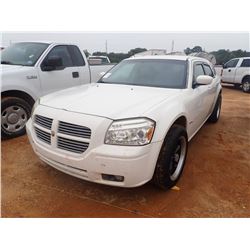 2006 DODGE MAGNUM Car / SUV