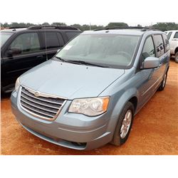 2008 CHRYSLER TOWN & COUNTRY Passenger Van