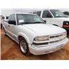 Image 2 : 2000 CHEVROLET S10 Pickup Truck
