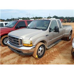 1999 FORD F350 Pickup Truck