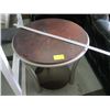 Image 2 : ROUND END TABLE & MATCHING COFFEE TABLE