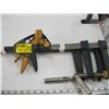 Image 2 : 2 CLAMPS, QUICK GRIP CLAMP