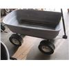 Image 2 : RUBBERMAIN 4 WHEEL WAGON