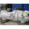 Image 2 : 1 BARREL ON HOLDER, 1 MASTER MFG WATER TANK & PUMP