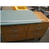 Image 1 : 4FT - 4 DRAWER WORK BENCH