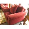 Image 2 : MICROFIBER RED CHAIR WITH PILLOW