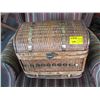 Image 1 : 3 WICKER NESTING TRUNKS