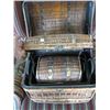 Image 2 : 3 WICKER NESTING TRUNKS